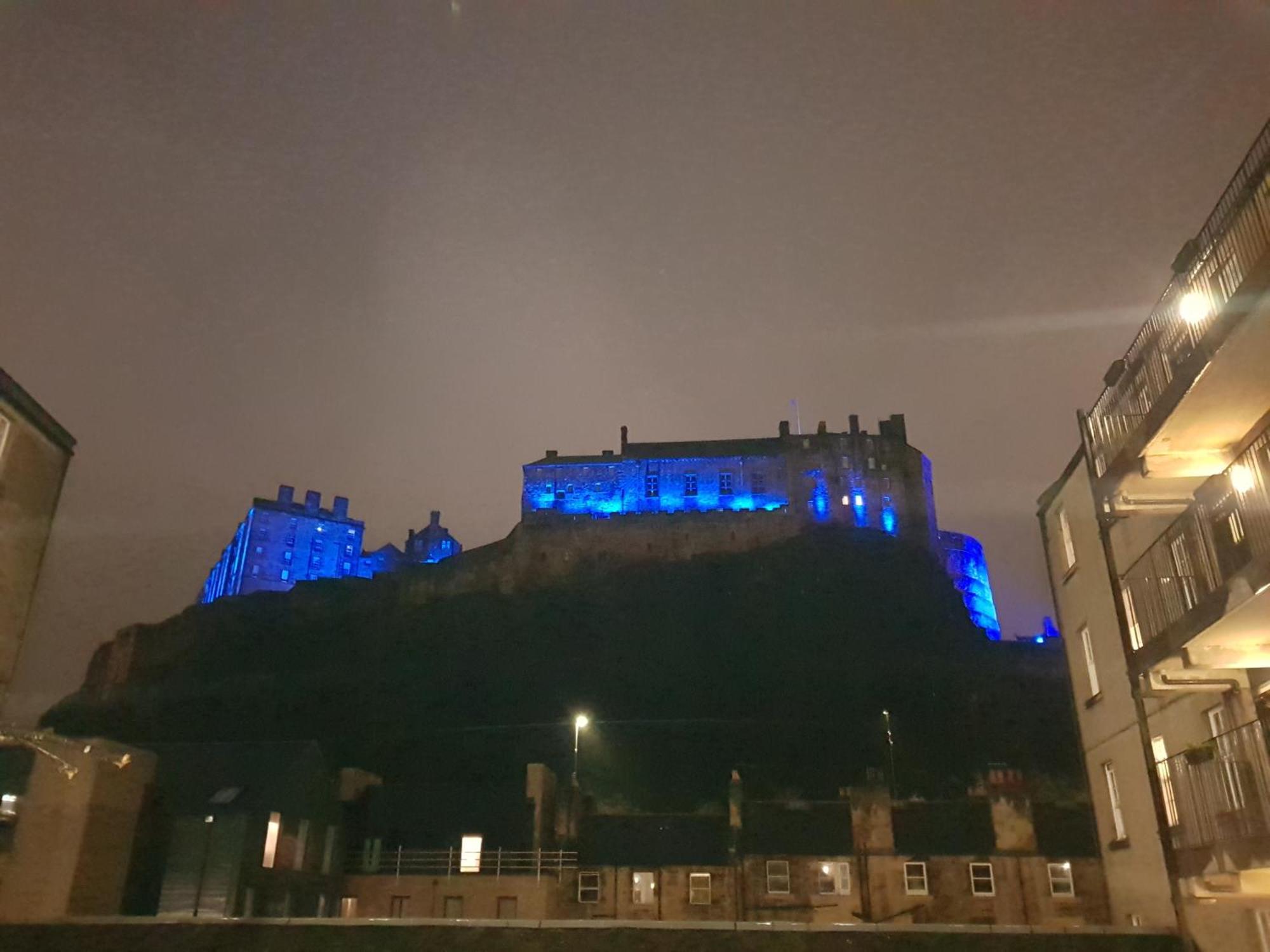 223 Websters Land - Stunning Castle View Edinburgh
