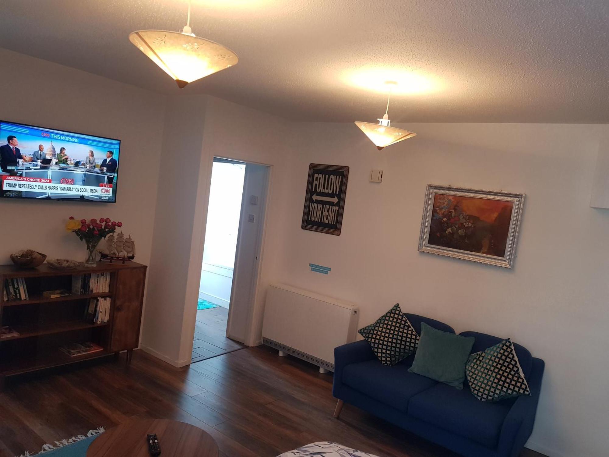 223 Websters Land - Stunning Castle View Edinburgh
